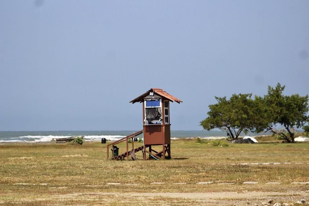 La Playa Frente Al Mar *